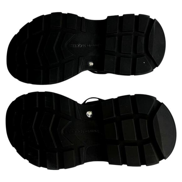 Alexander McQueen Tread Flat Sandals Size 37 Black - NWT - Picture 6 of 8